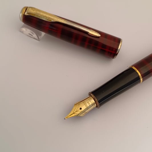 Parker Sonnet Chinese Laque Red Fountain Pen