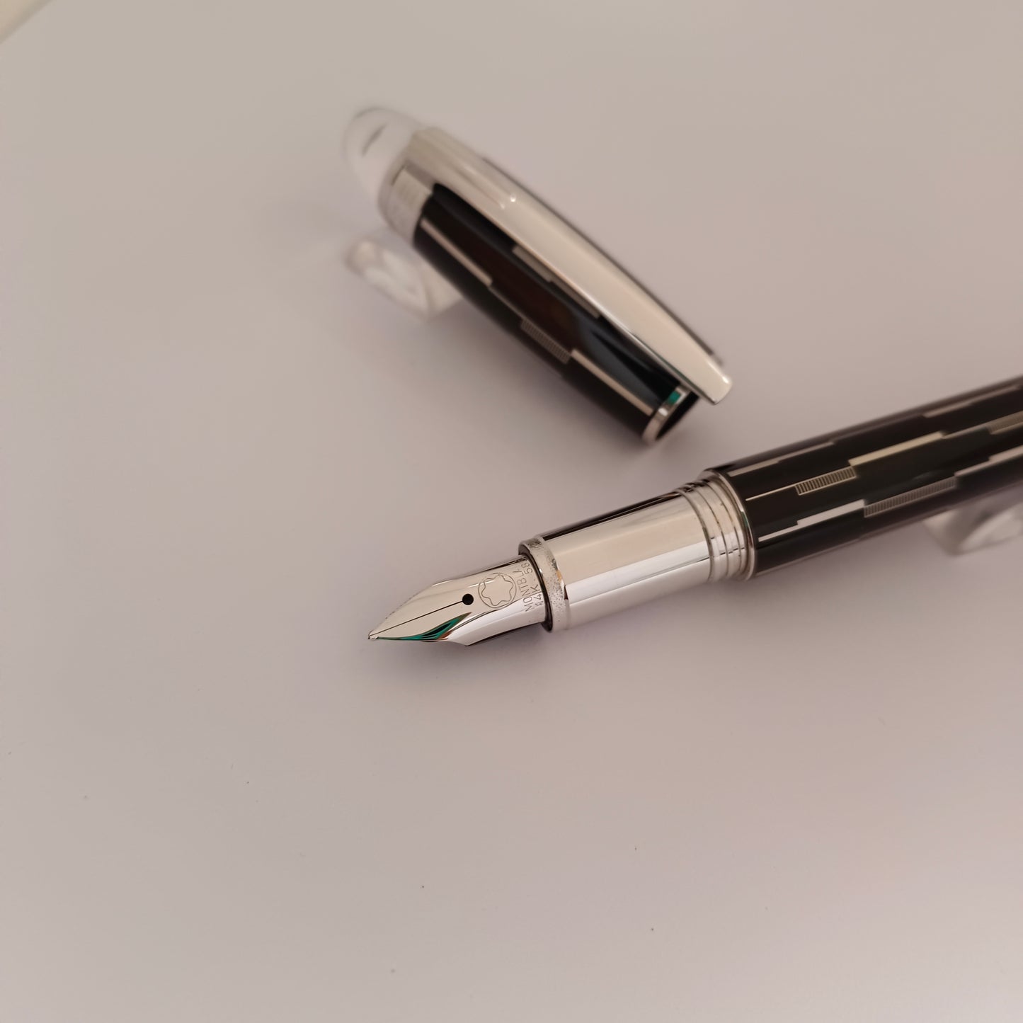 Montblanc starwalker mystery black fountain pen