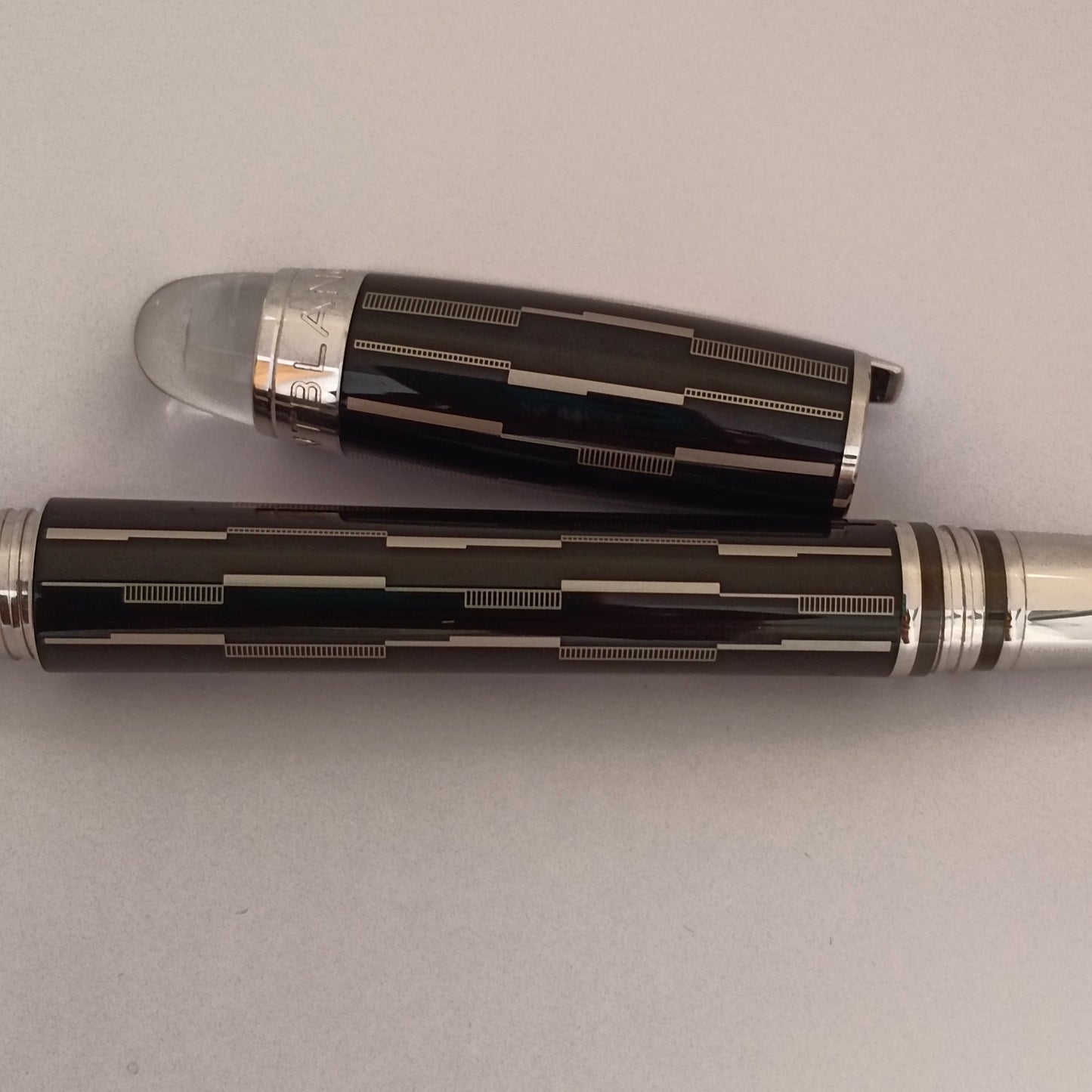 Montblanc starwalker mystery black fountain pen
