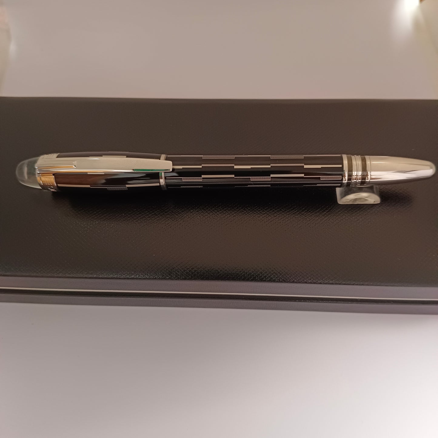 Montblanc starwalker mystery black fountain pen
