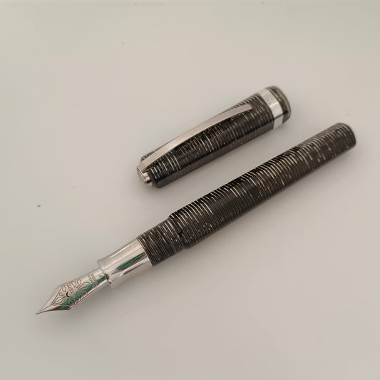 Visconti Wall Street SIlver Pearl Grey Celluloid Fountain Pen
