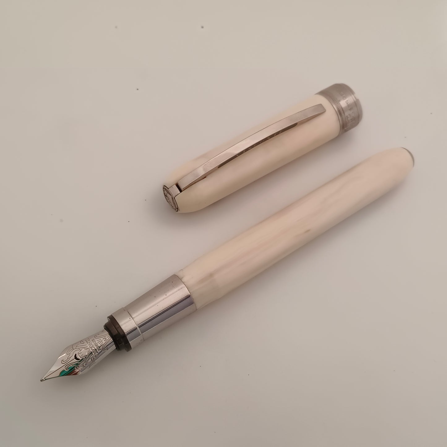 Visconti Rembrandt Ivory Steel Fine Nib Fountain Pen