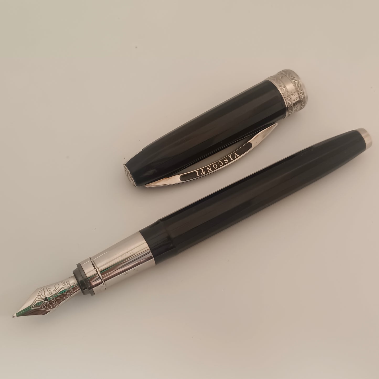 Visconti michelangelo Black Fountain Pen With Palladium Plated Trim