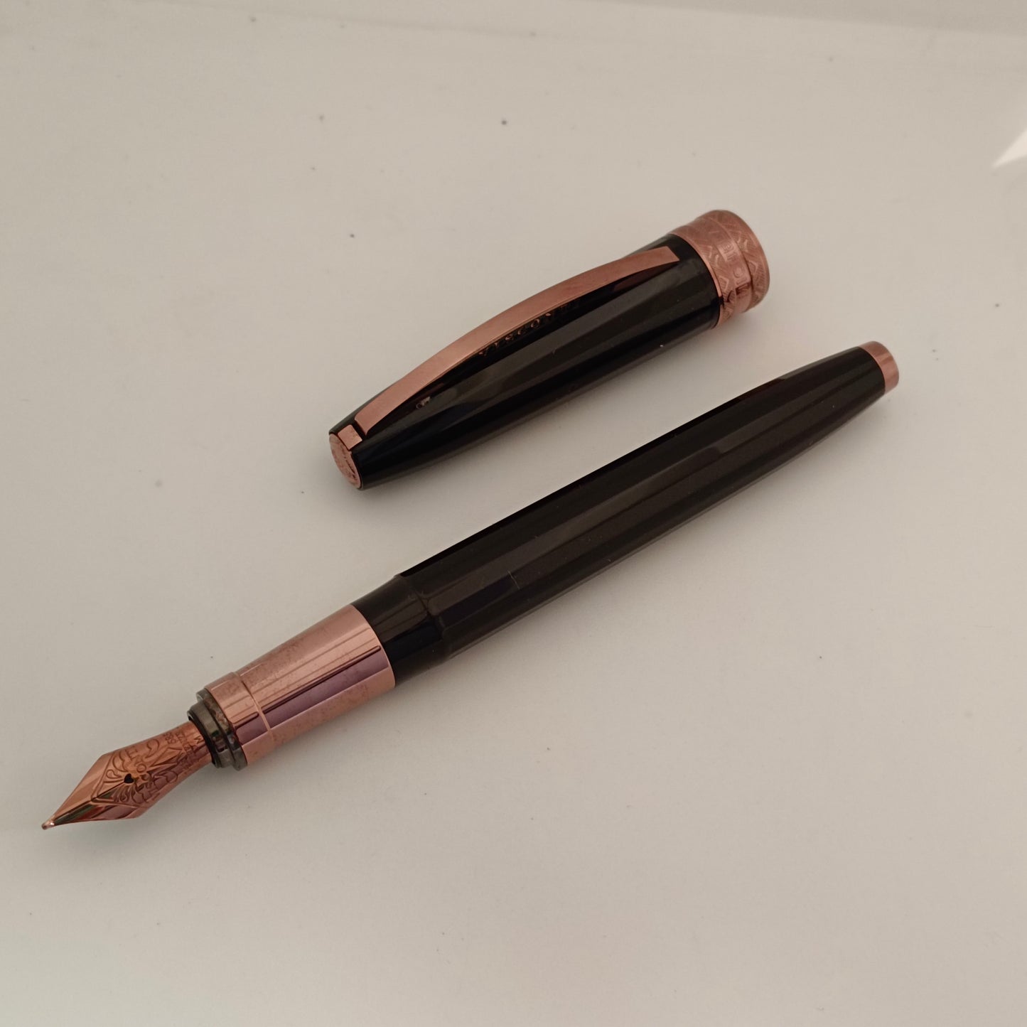 Visconti michelangelo Black Fountain Pen With Bronze Plated Trim - Italy