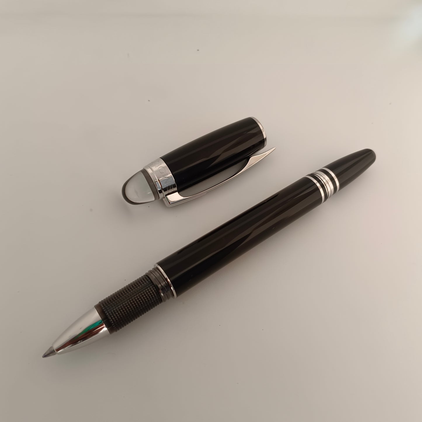 Mont Blanc Starwalker Black Rollerball Pen With Platinum Trim