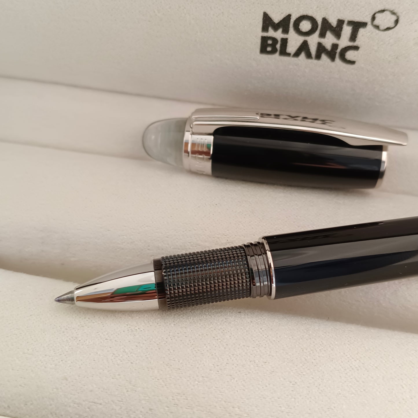 Mont Blanc Starwalker Black Rollerball Pen With Platinum Trim