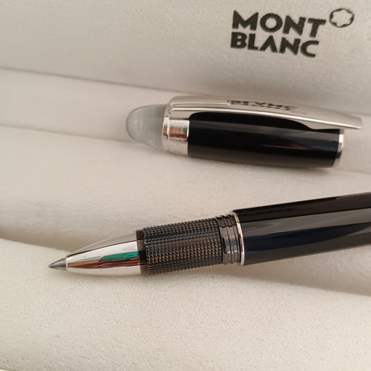 Mont Blanc Starwalker Black Rollerball Pen With Platinum Trim