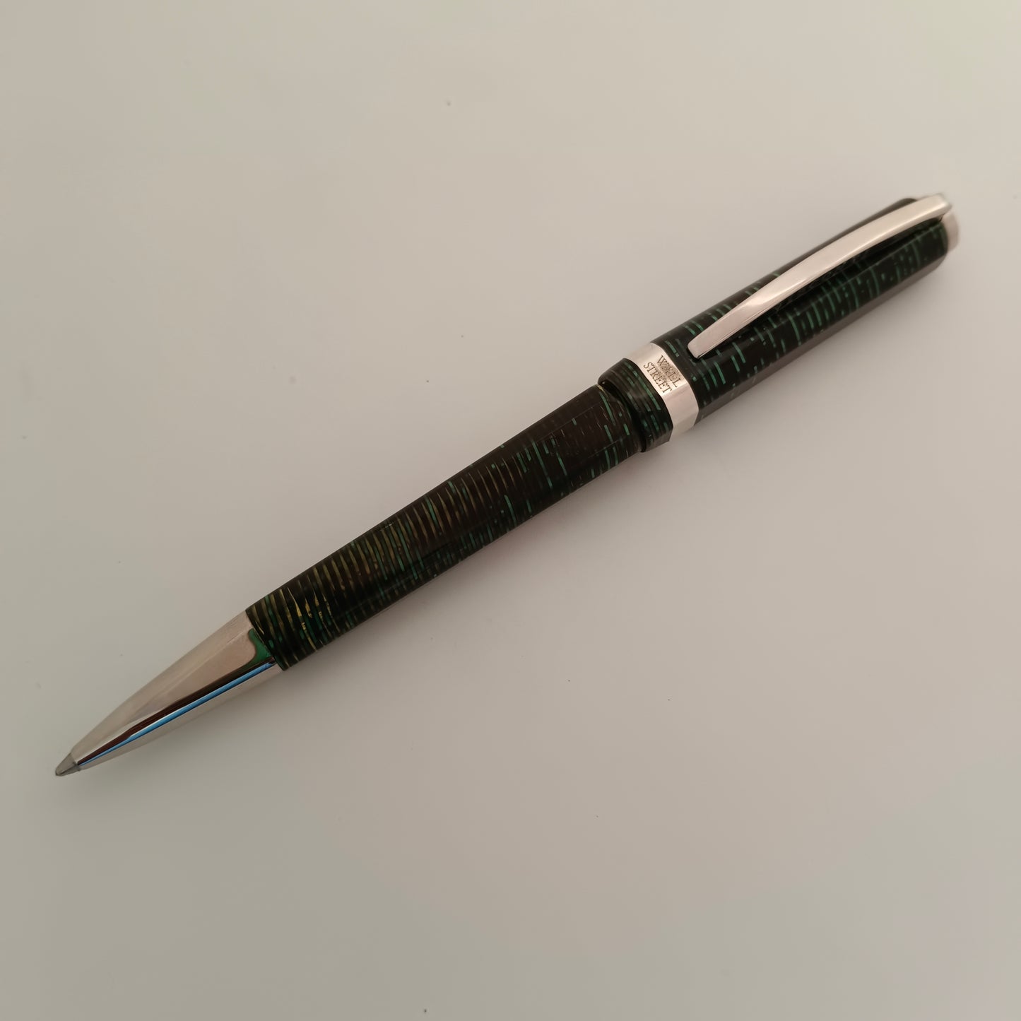Visconti Wall Street Pearl Green Celluloid Ballpoint Pen
