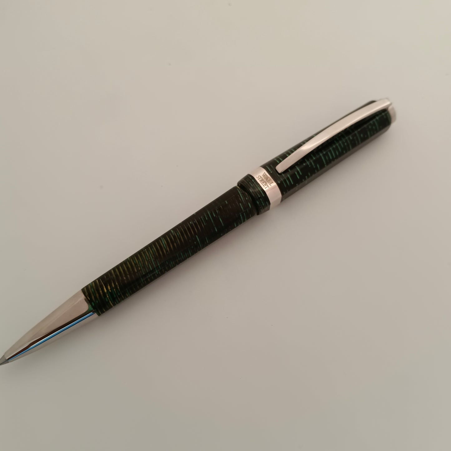 Visconti Wall Street Pearl Green Celluloid Ballpoint Pen