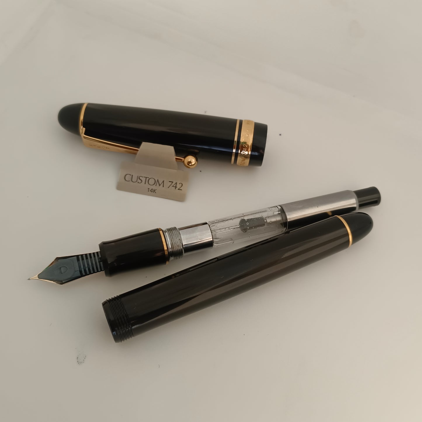Pilot Custom 742 Black Fountain Pen - Gold Trim