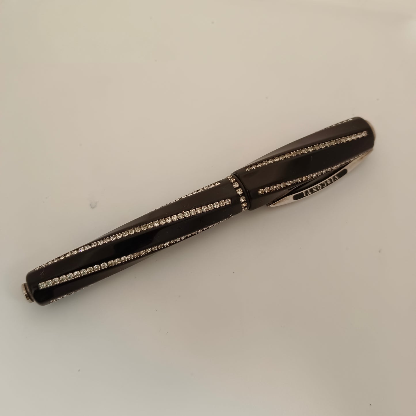 Visconti Divina Royale Black Fountain Pen