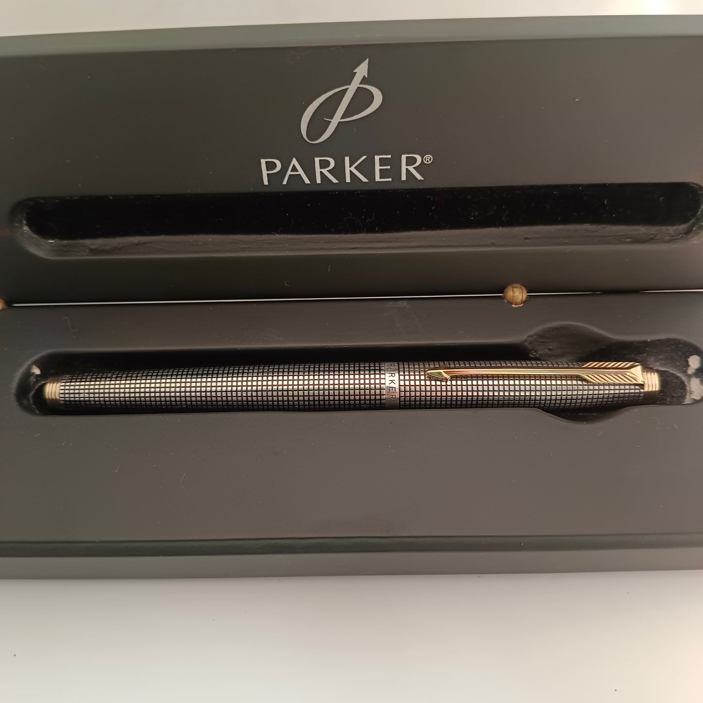Parker 75 Cisele Fountain Pen with Sterling Silver Made in USA
