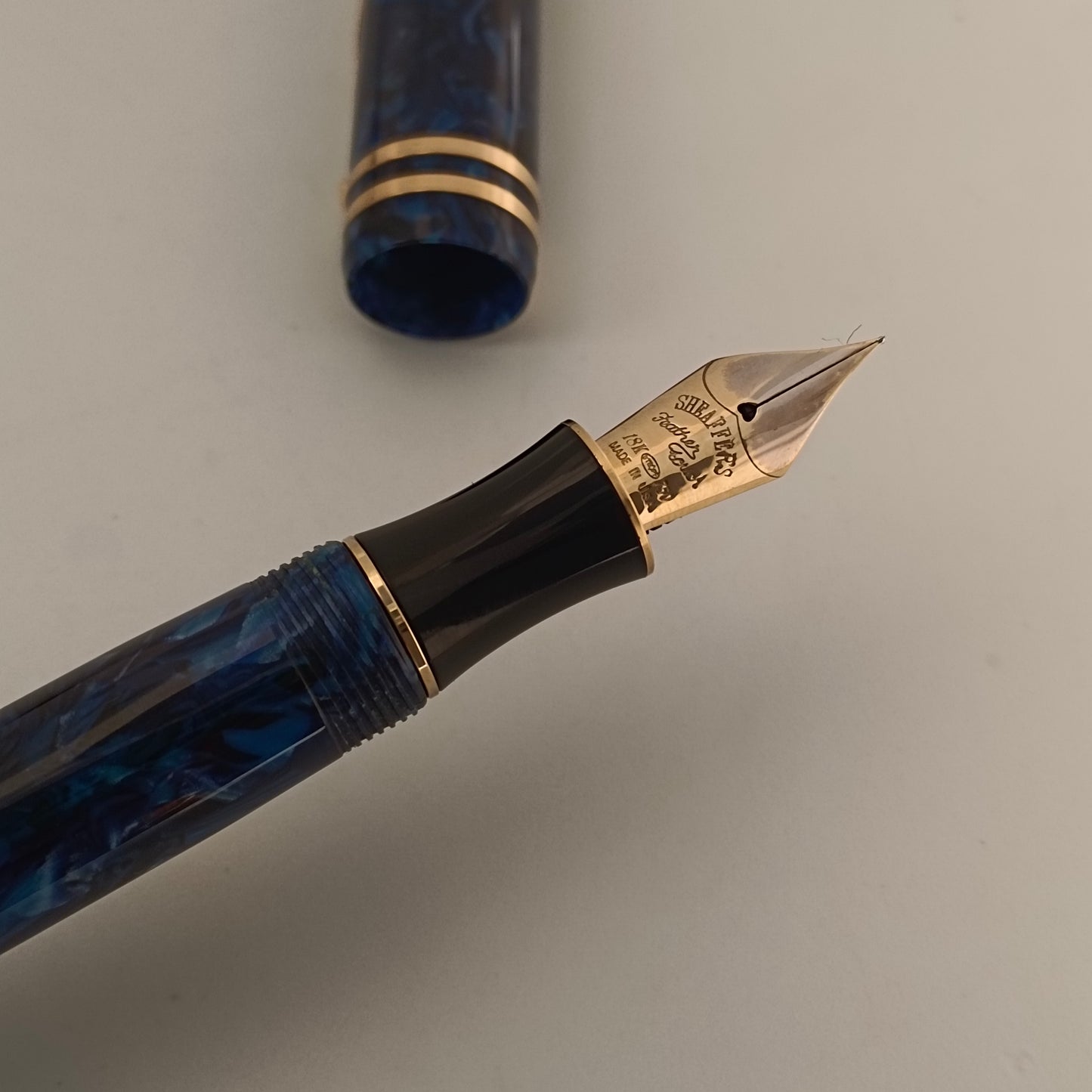 Sheaffer Balance II Cobalt Glow Fountain Pen