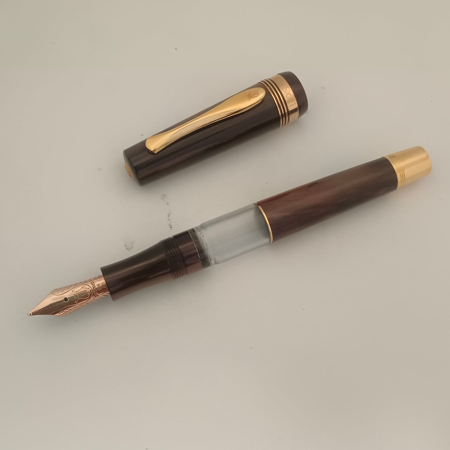 Lapis Bard Classic Windsor Emperador 14K Broad Fountain Pen - Brown Marble