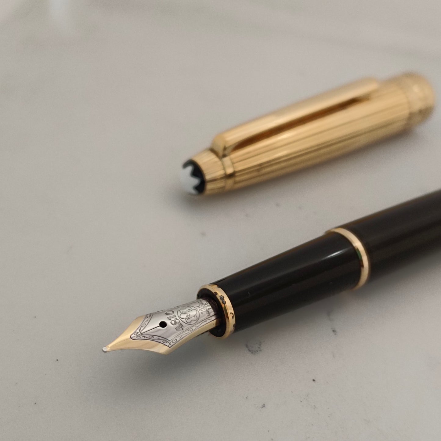 Montblanc Meisterstuck Solitaire Classique Doue Black With Golden Cap Fountain Pen