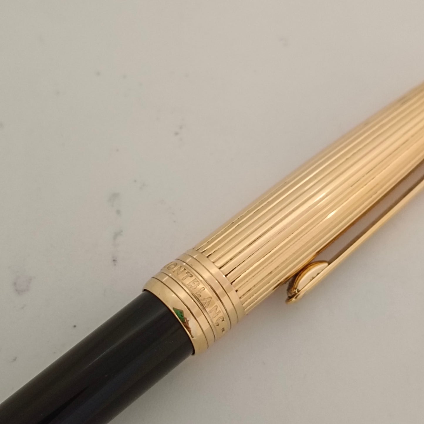 Montblanc Meisterstuck Solitaire Classique Doue Black With Golden Cap Fountain Pen