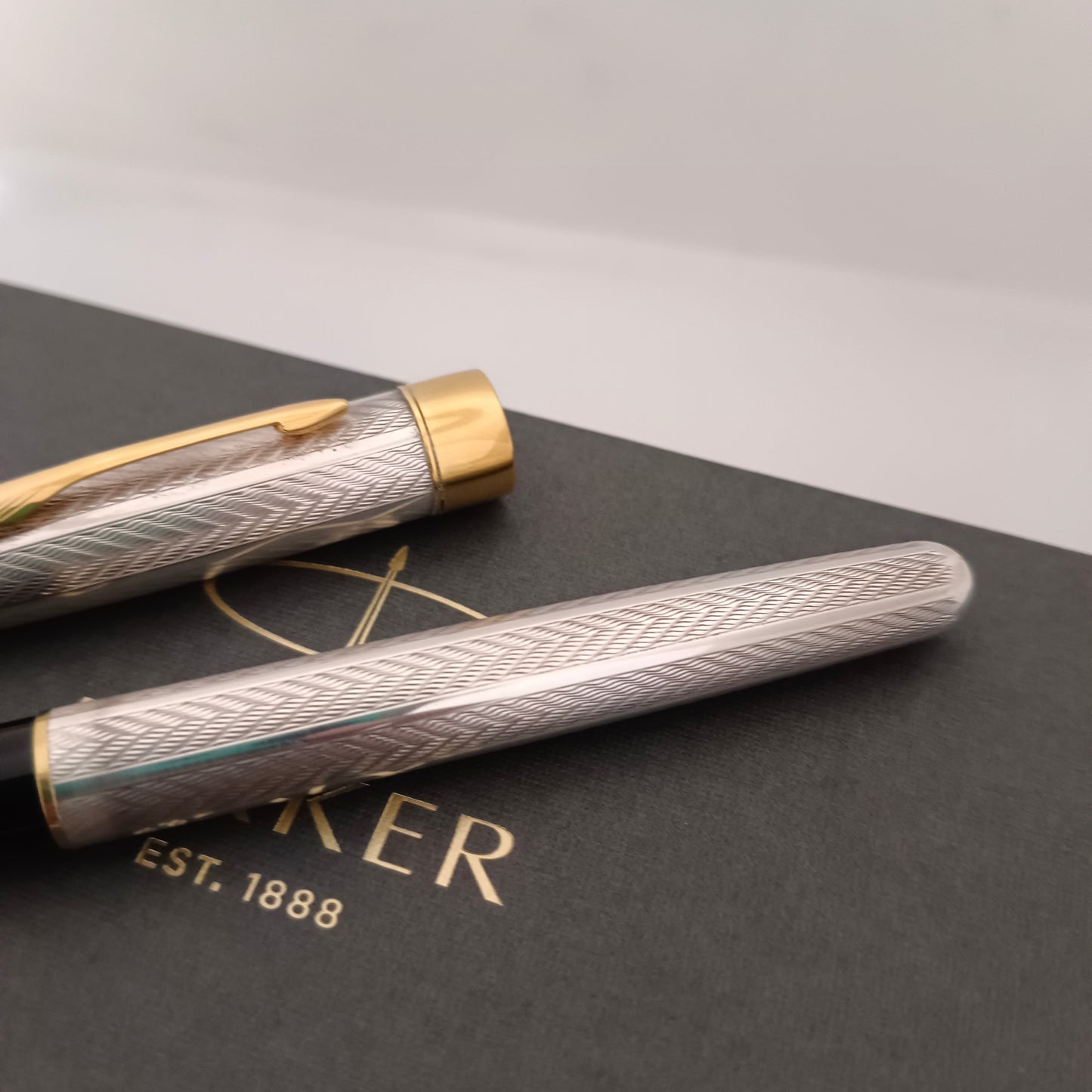 Parker Sonnet Fougere Sterling Silver GT 18Kt Gold Nib Fountain Pen