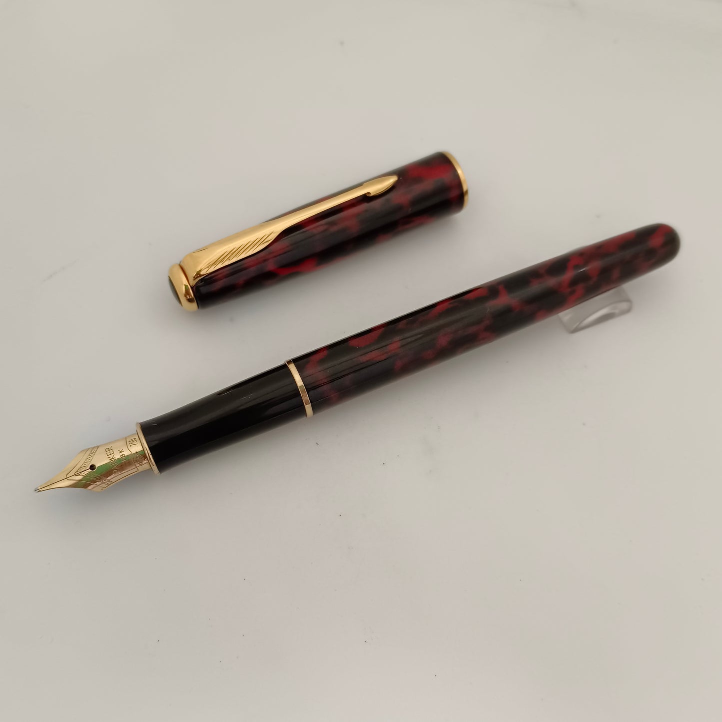 Parker Sonnet Red Chinese Lacquer Fountain pen