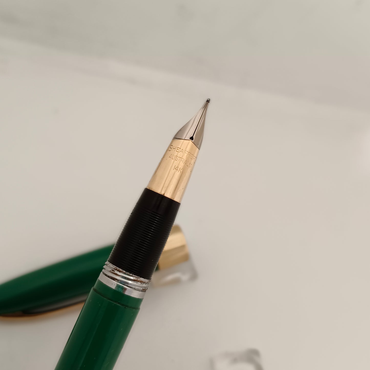 Sheaffer Vintage Snorkel Green Fountain Pen with 14kt Gold Nib