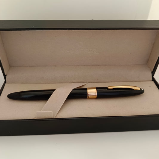 Sheaffer Vintage Black Snorkel Fountain Pen with 14kt Gold Nib