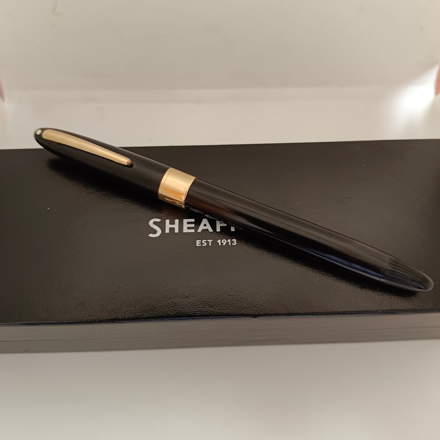 Sheaffer Vintage Black Snorkel Fountain Pen with 14kt Gold Nib