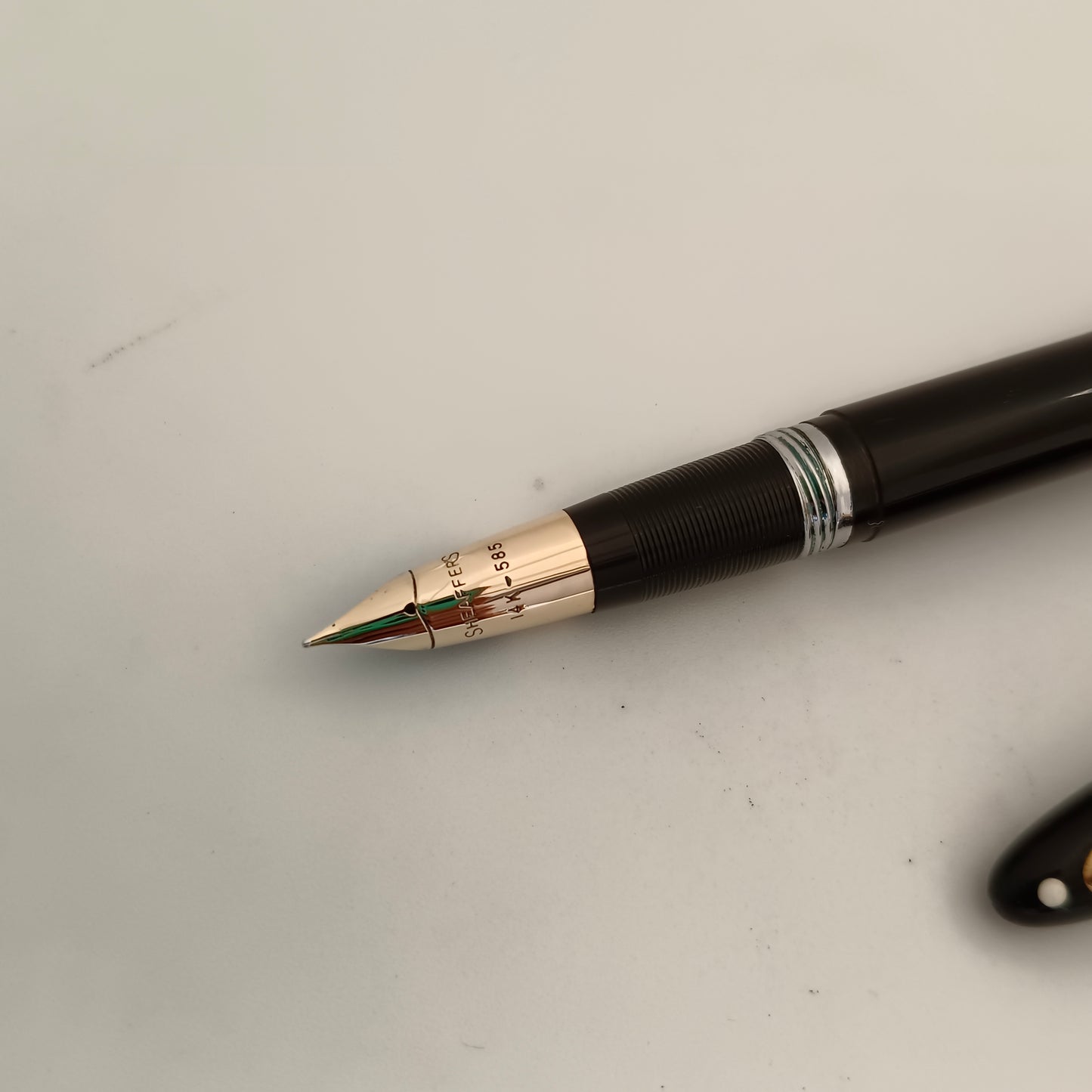 Sheaffer Vintage Black Snorkel Fountain Pen with 14kt Gold Nib