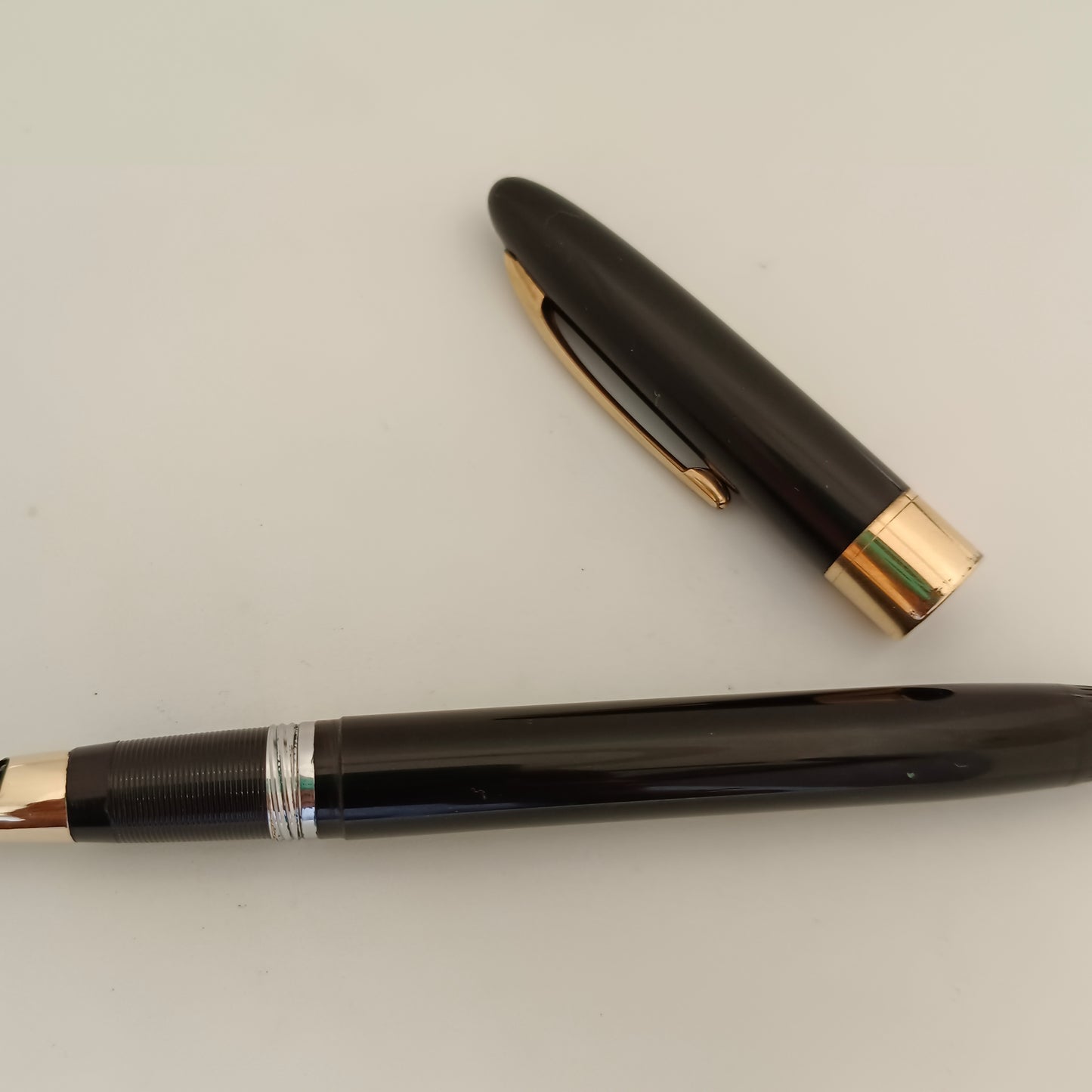Sheaffer Vintage Black Snorkel Fountain Pen with 14kt Gold Nib