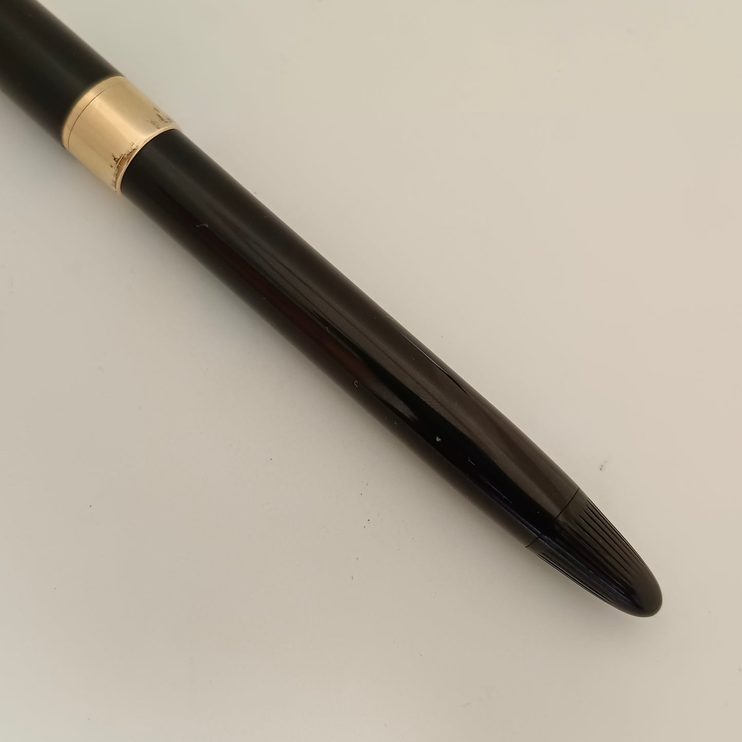Sheaffer Vintage Black Snorkel Fountain Pen with 14kt Gold Nib