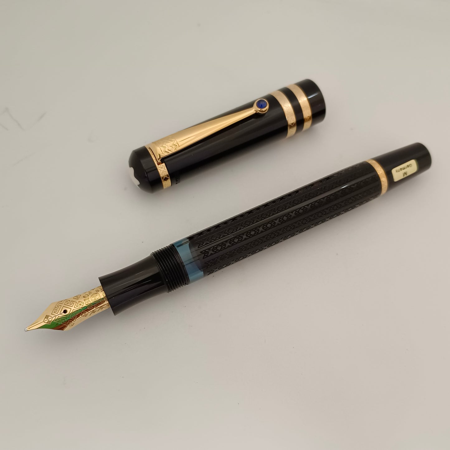 Montblanc Writer's Edition Fyodor M. DOSTOEVSKY Fountain Pen