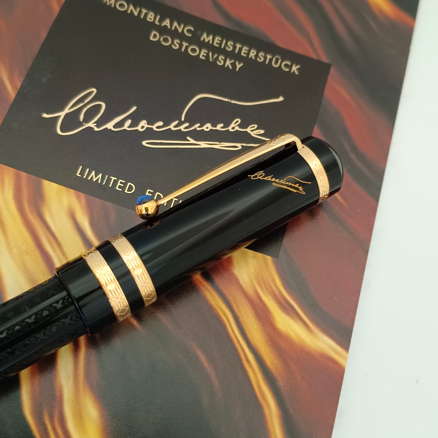 Montblanc Writer's Edition Fyodor M. DOSTOEVSKY Fountain Pen