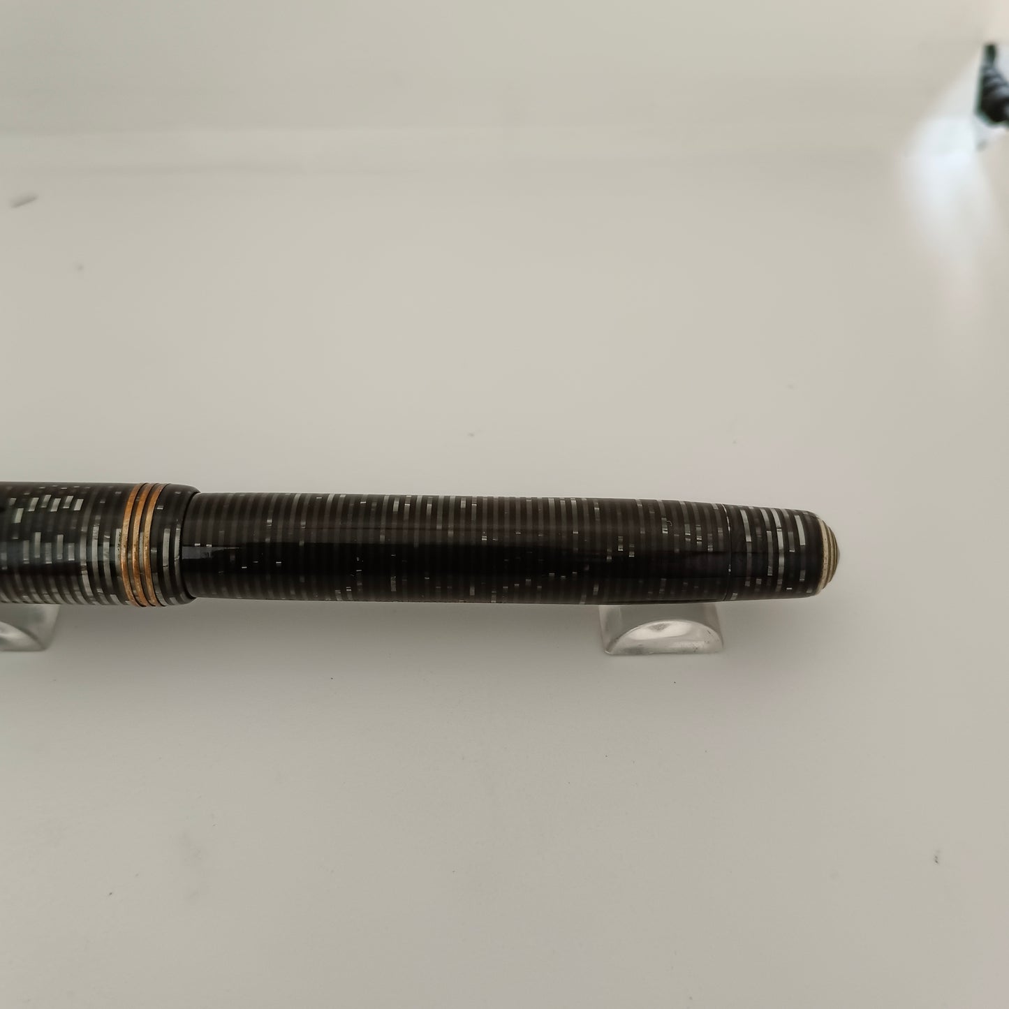 Parker Vacumatic Standdard Lockdown Filler Fountain Pen - Silver Pearl
