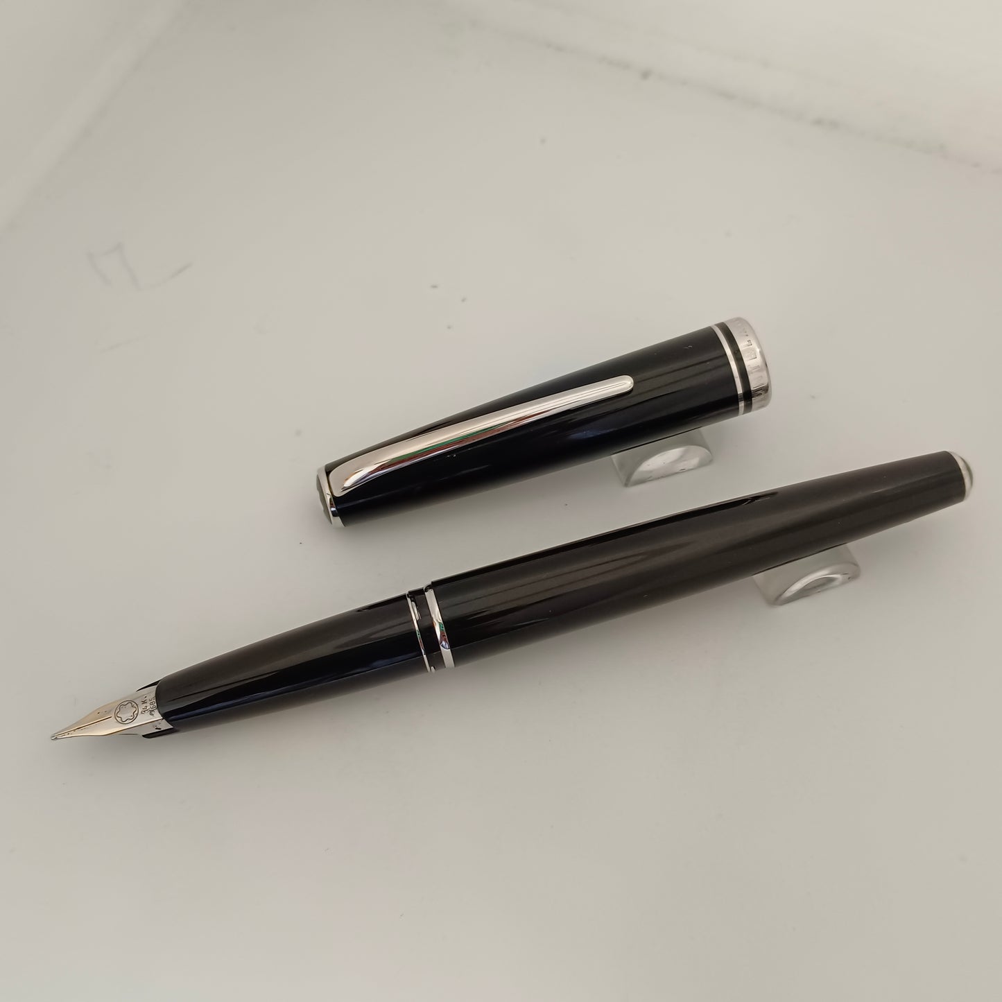 Montblanc Generation Black Fountain Pen Platinum Trim Made In Germany