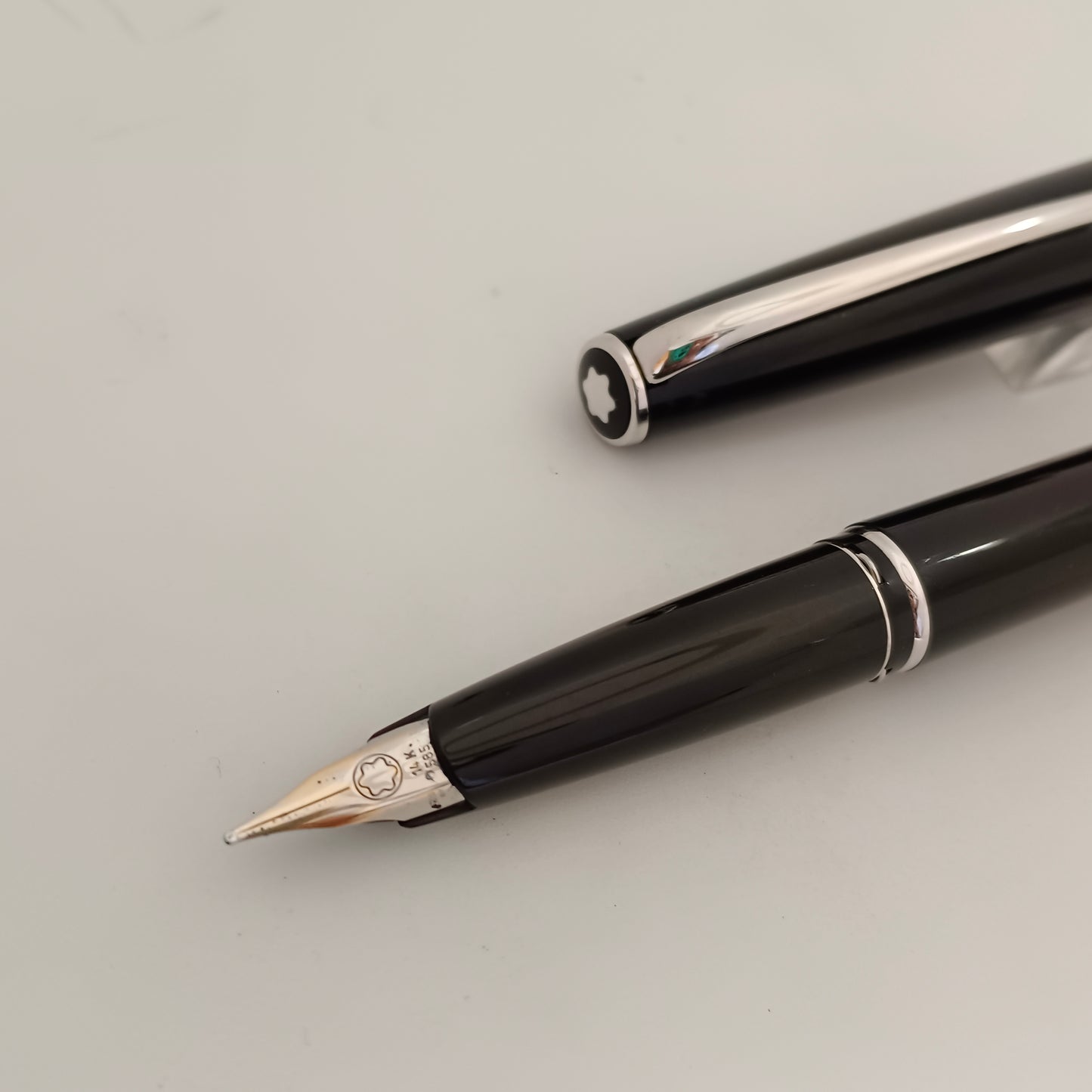 Montblanc Generation Black Fountain Pen Platinum Trim Made In Germany