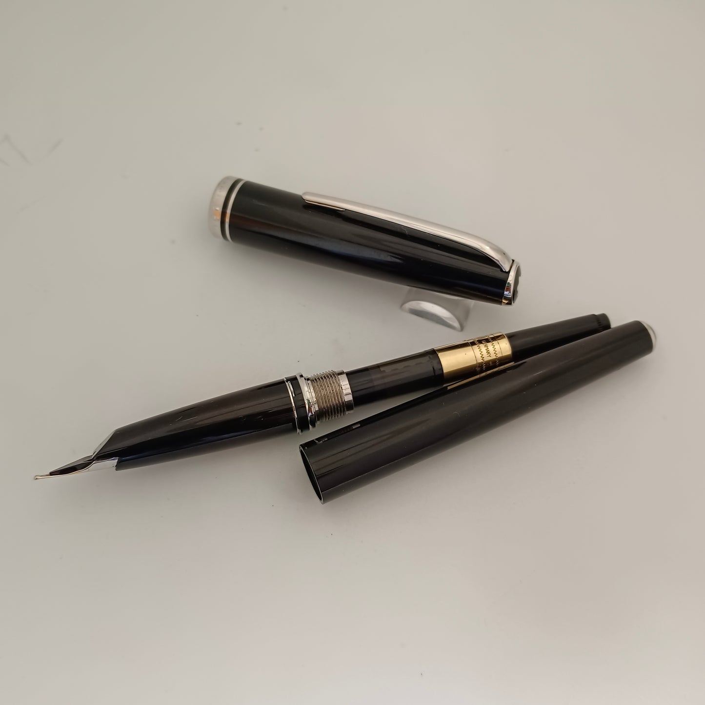 Montblanc Generation Black Fountain Pen Platinum Trim Made In Germany