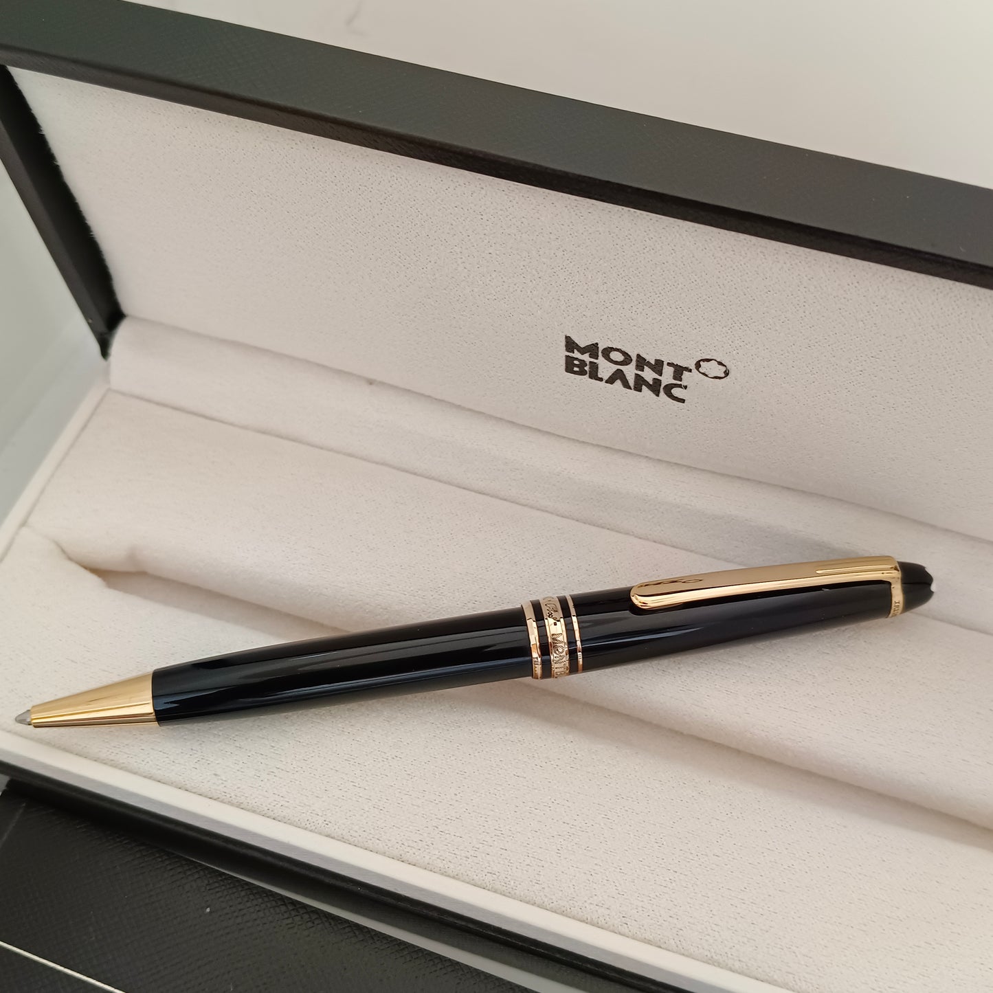 Montblanc Meisterstuck Classique Ballpoint Pen - Black With Gold Trims