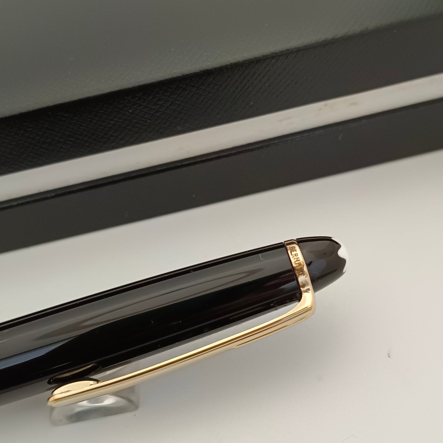 Montblanc Meisterstuck Classique Ballpoint Pen - Black With Gold Trims