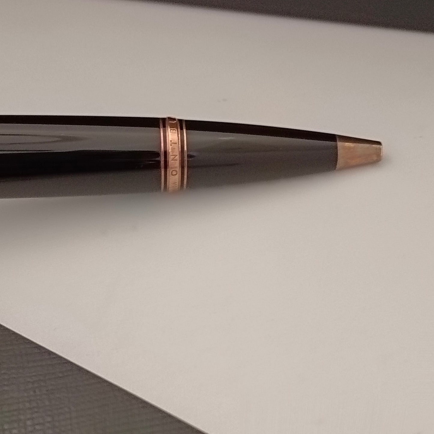 Montblanc Boheme Maroon Rose Gold Ballpen
