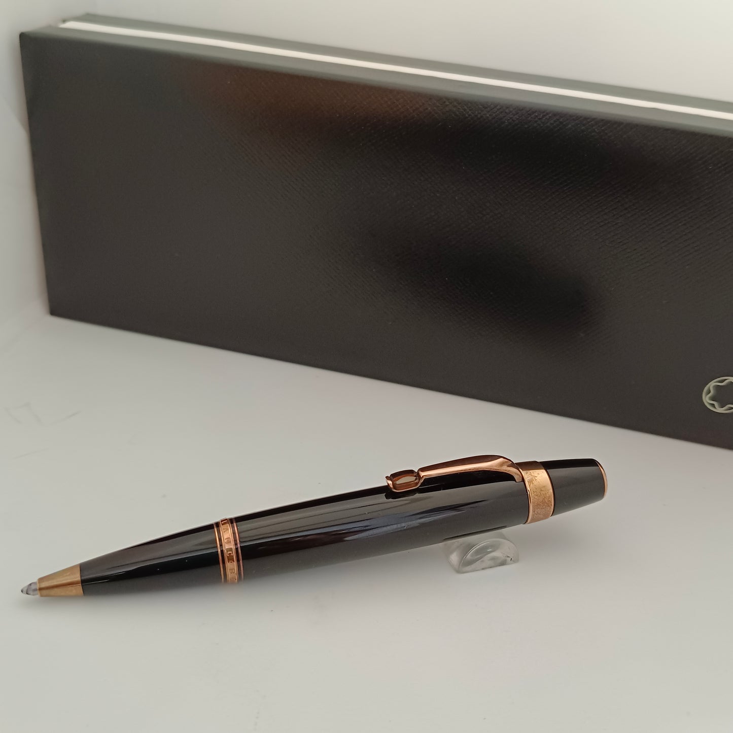 Montblanc Boheme Maroon Rose Gold Ballpen