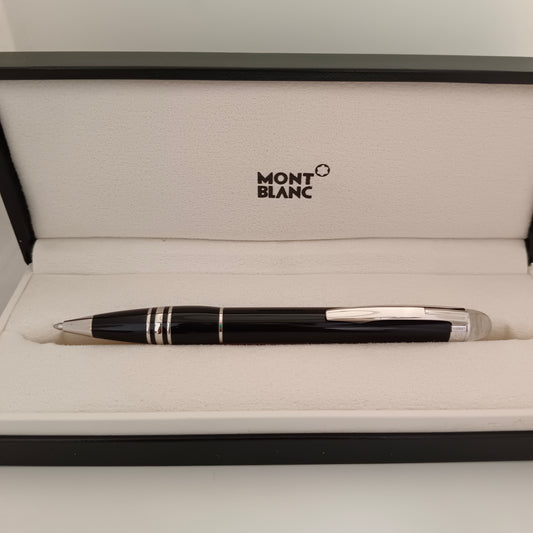 Montblanc Starwalker Black Fountain Pen - Platinum Trim