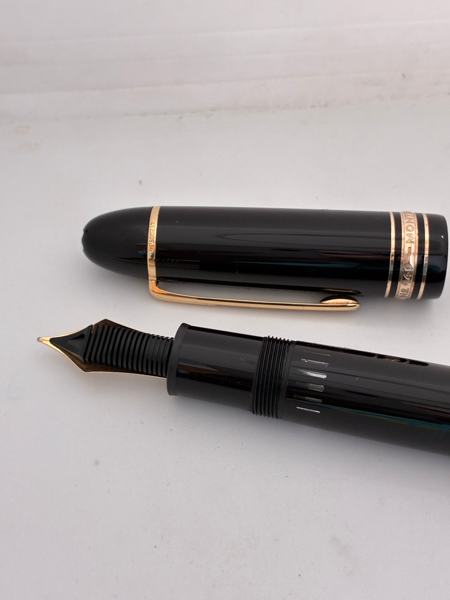 Montblanc Meisterstuck 149 Piston Filler Black Fountain Pen