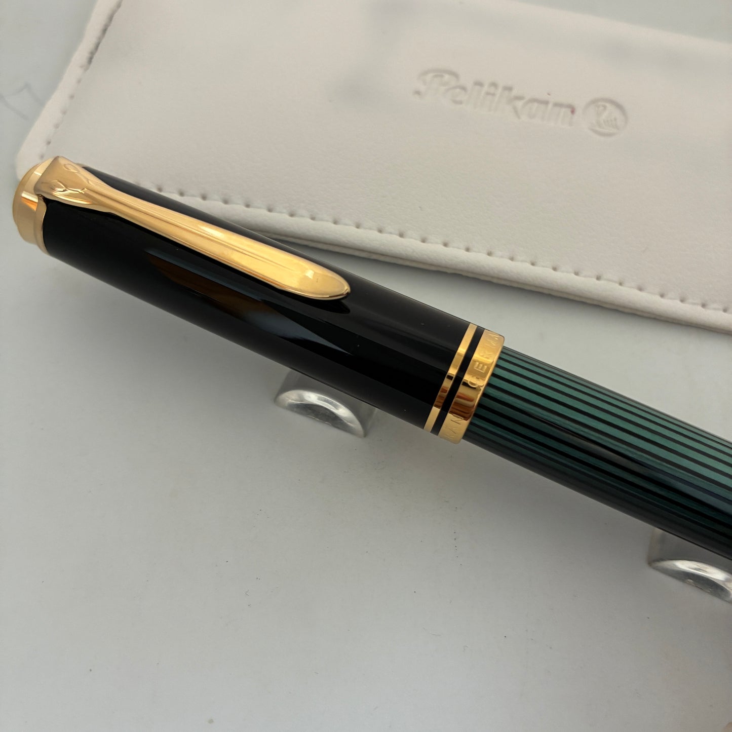 Pelikan SOUVERAN M800 Black/Green Fountain Pen