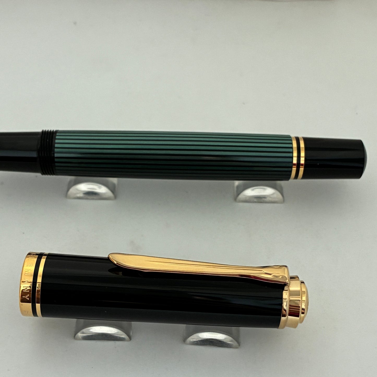 Pelikan SOUVERAN M800 Black/Green Fountain Pen