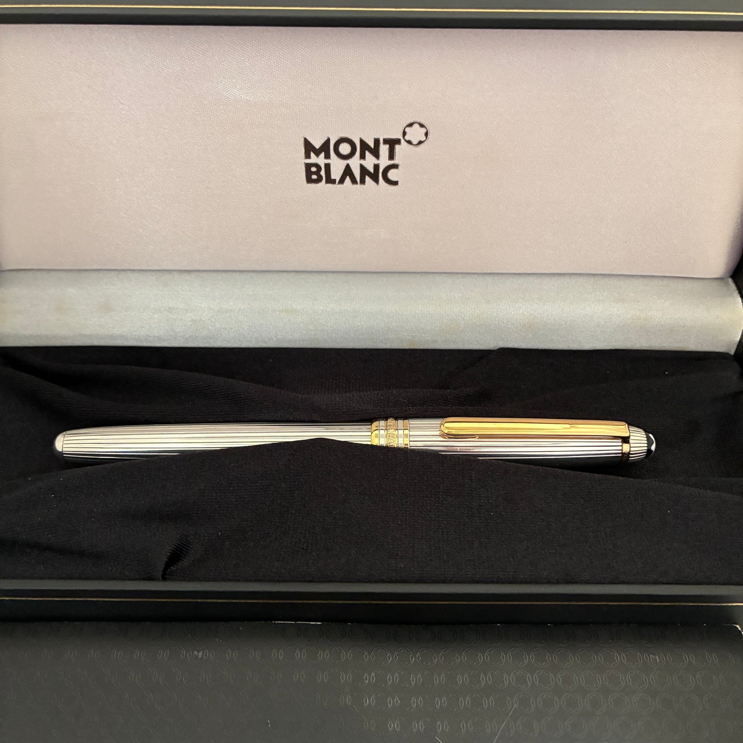 Montblanc Meisterstuck Sterling Silver Solitaire Classique Fountain Pen