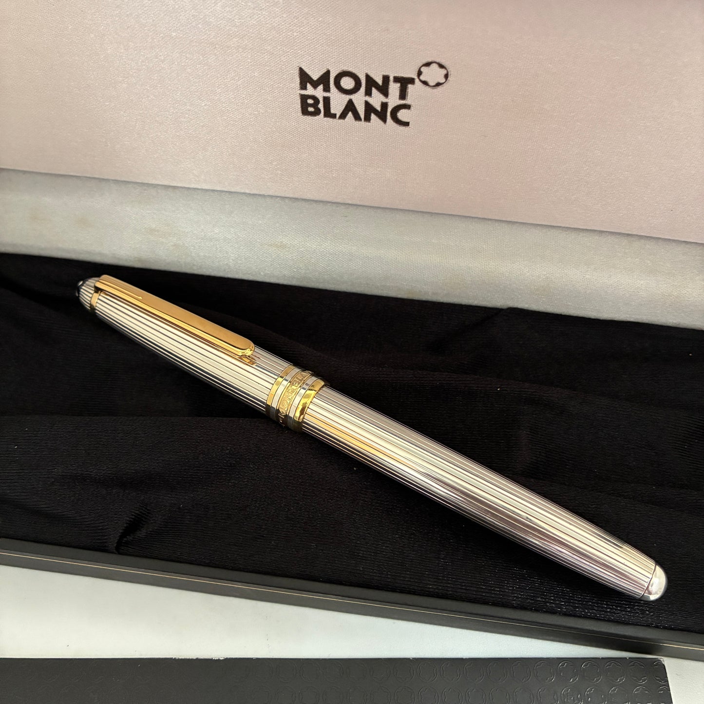 Montblanc Meisterstuck Sterling Silver Solitaire Classique Fountain Pen