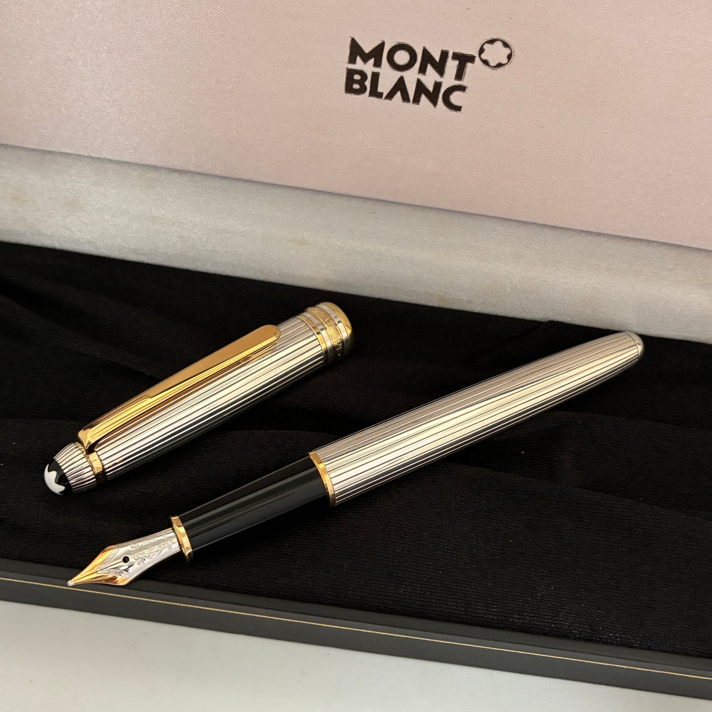 Montblanc Meisterstuck Sterling Silver Solitaire Classique Fountain Pen