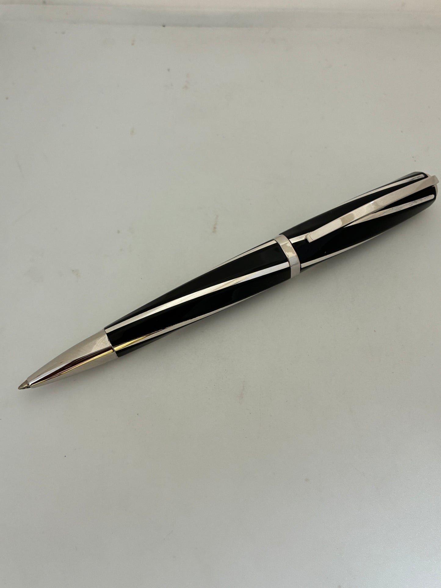 Visconti Divina Elegance Black Ballpoint Pen Made in Italy