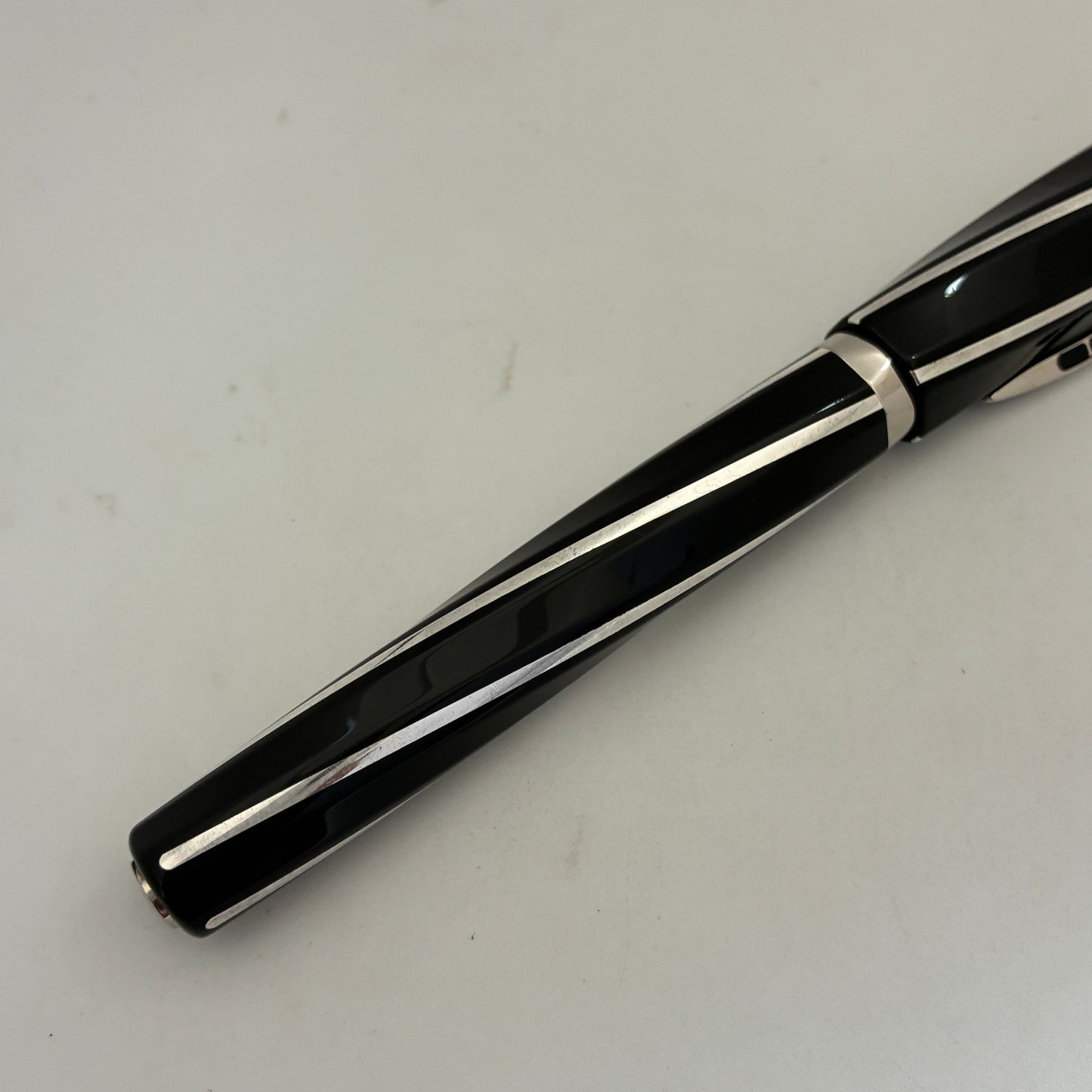 Visconti Divina Elegance Black Oversize Rollerball Pen