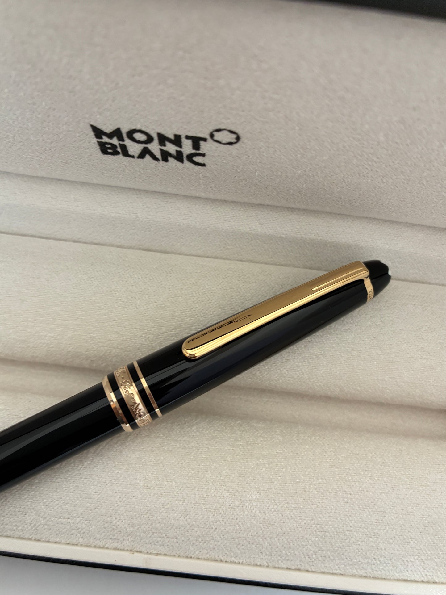 Montblanc Meisterstuck Classique Ballpoint Pen - Black With Gold Trims
