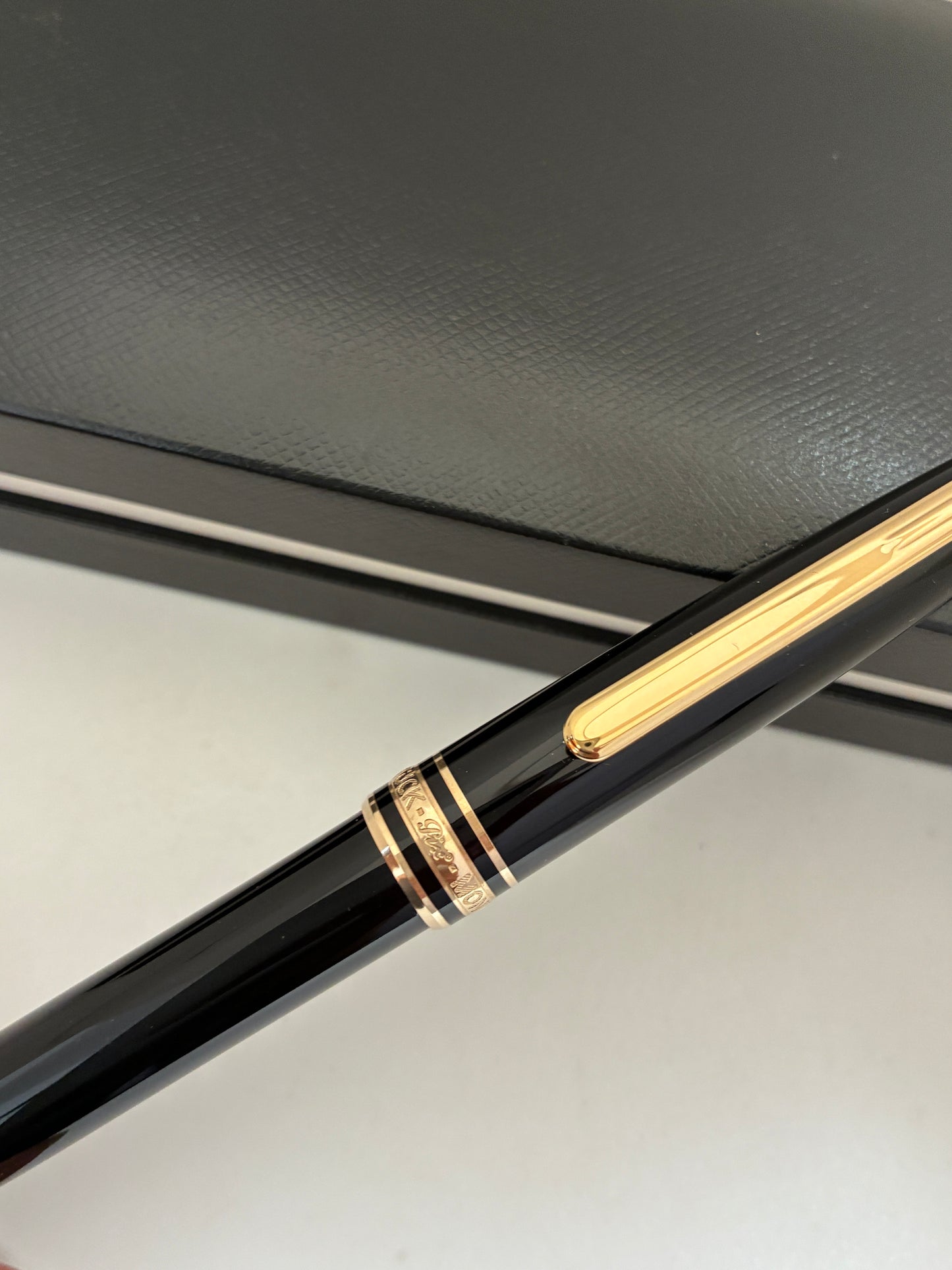 Montblanc Meisterstuck Classique Ballpoint Pen - Black With Gold Trims