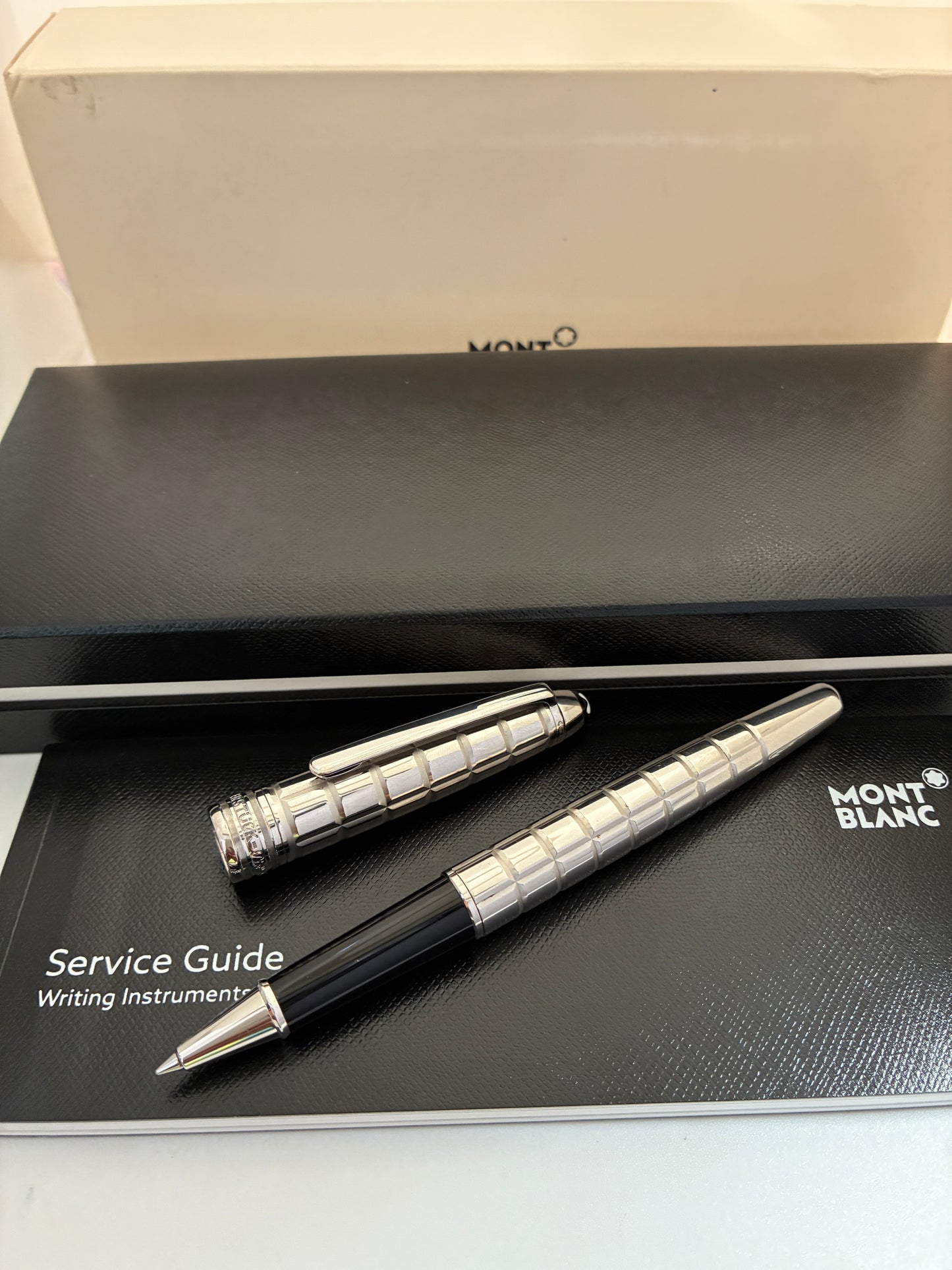 Montblanc Solitaire Platinum Plated Classique No. 144  Rollerball Pen